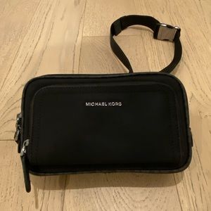 Michael Kors Men’s Waistpack Multi Compartments